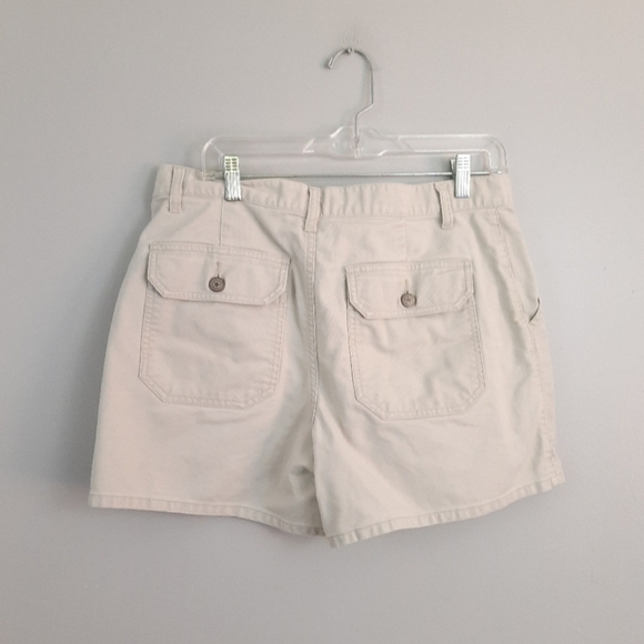 Faded Glory Khaki High Rise Large Pocket Shorts - Picture 2 of 4